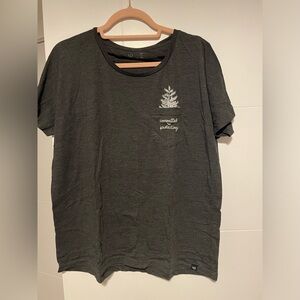 Tentree tee XL